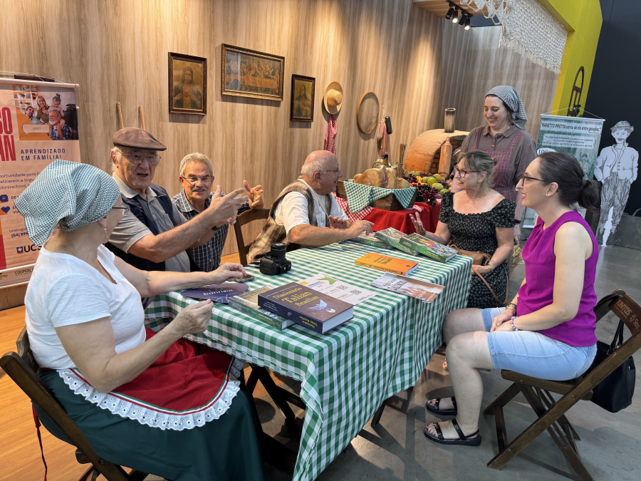 Ciàcola in Talian dá boas-vindas ao público na Festa das Colheitas