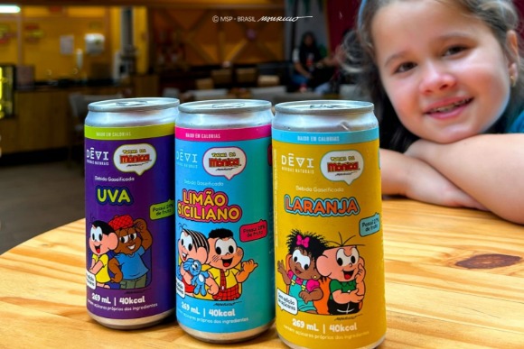 Vila da Mônica Gramado apresenta ação com refrigerante funcional