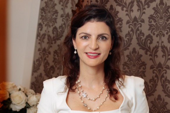 Saúde vira download | Os perigos da automedicação digital