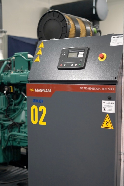 Magnani faz a instalação da nova subestação de energia do HG