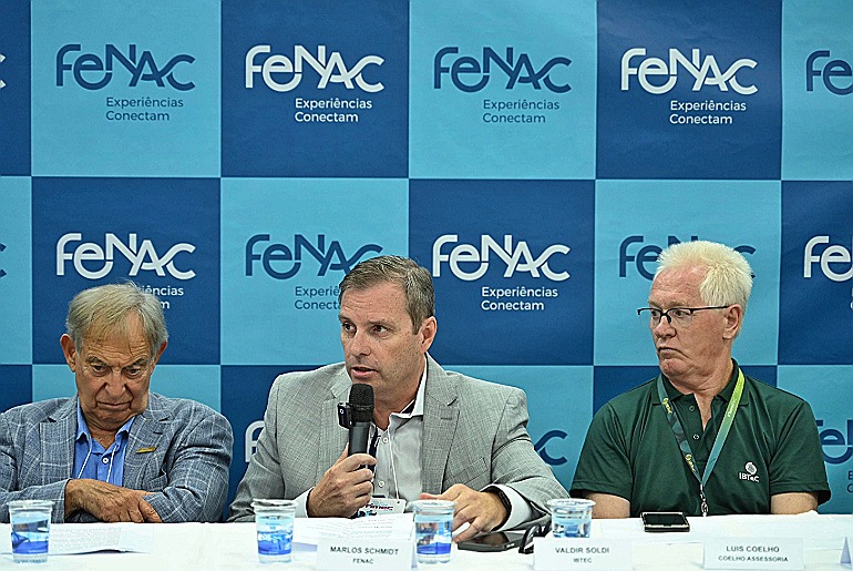 Fimec chega ao fim evidenciando o Brasil no setor de calçado