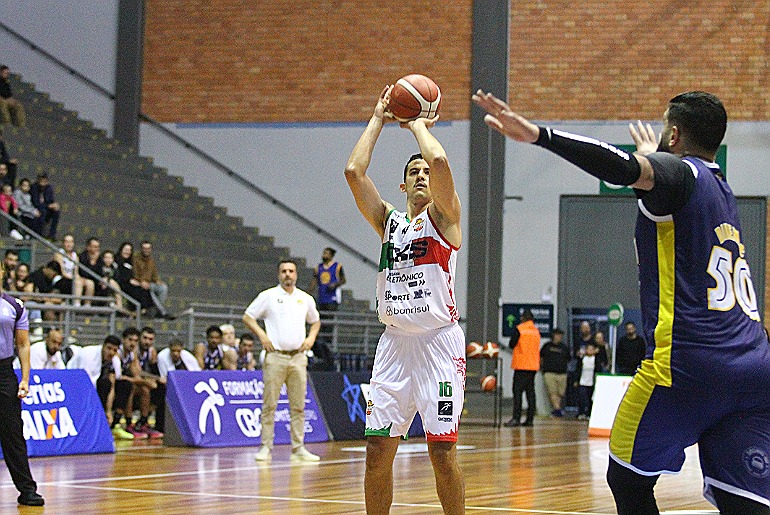 Pelo NBB | Caxias do Sul Basquete é superado pelo Mogi