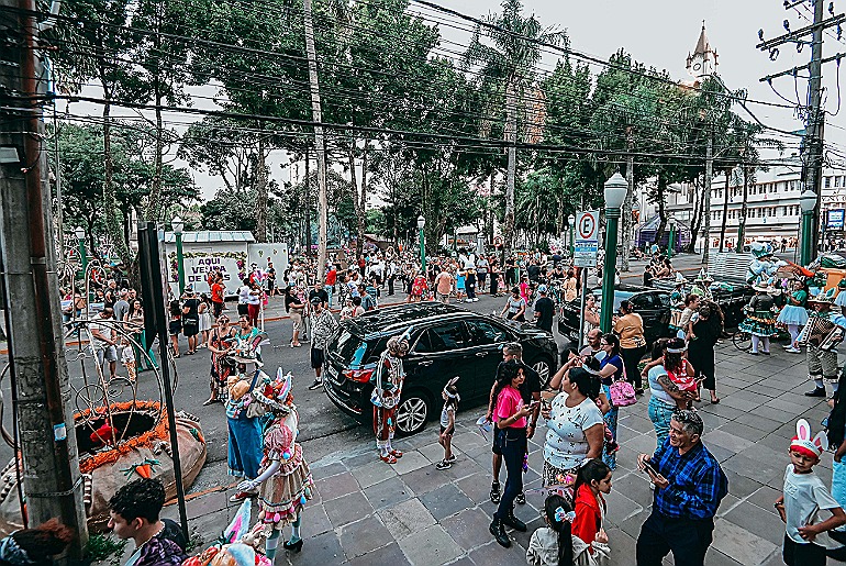 20 mil pessoas prestigiam a 3ª Páscoa no centro da cidade