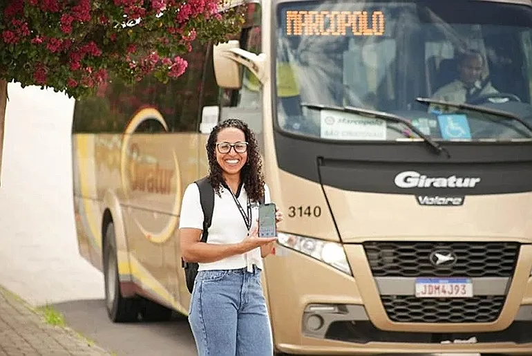Marcopolo adota tecnologia para monitorar transporte de colaboradores em Caxias do Sul