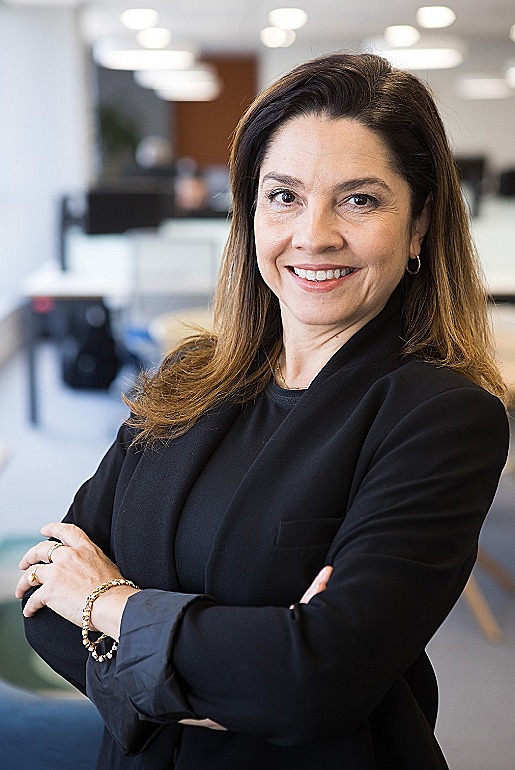 Mais de 20 painelistas sobem ao palco em evento do FMEG