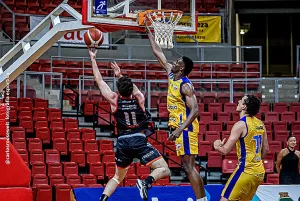 Caxias do Sul Basquete vence Fortaleza Basquete Cearense 
