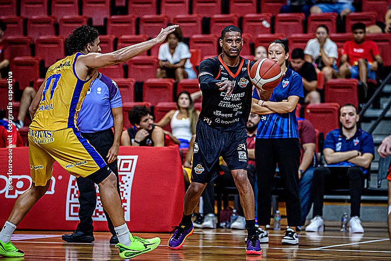 Caxias do Sul Basquete vence Fortaleza Basquete Cearense 