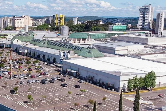 Clientes Estrela do Villagio Caxias concorrem a Smart TVs