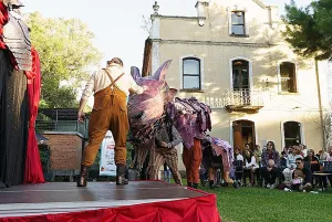 Circulação do espetáculo “O Cavaleiro e o Dragão do Tempo”