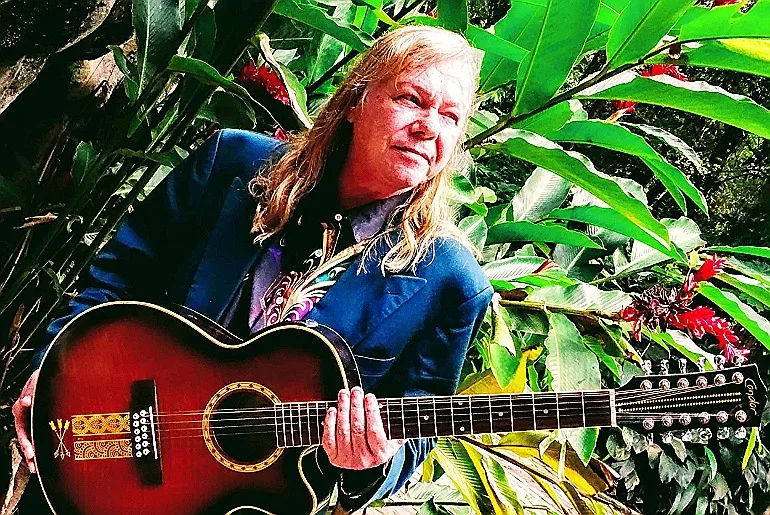 Soul Jazz Nights e Victor Biglione com tributo a Luiz Bonfá 