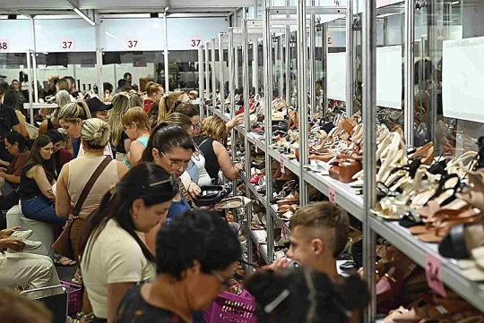 Últimos dias da Loucura por Sapatos em Novo Hamburgo