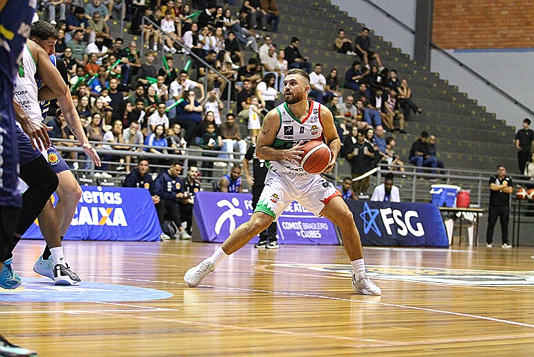 Caxias do Sul Basquete é superado pelo São José por 68 a 65