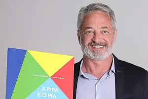 Escritor de Caxias recebe menção em prêmio internacional