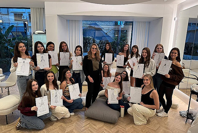 Estilista Ana Dotto inspira debutantes para vestidos