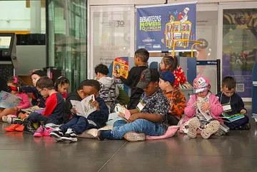 Quindim e o projeto que garante bibliotecas nas escolas