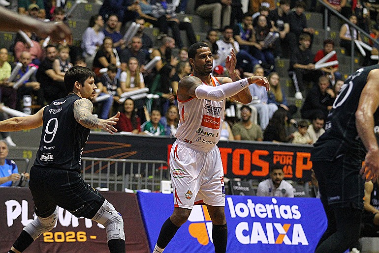 Caxias do Sul Basquete perde jogo 2 dos playoffs
