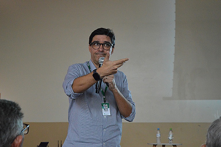 Garibaldi Tech e produtores debatem manejo sustentável