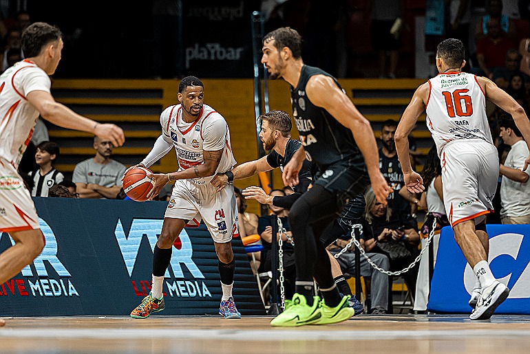 Caxias do Sul Basquete foi eliminado do NBB por 1 ponto