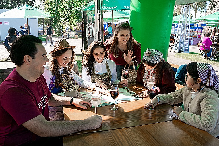 Festival Fenavinho brinda o vinho, a gastronomia e a cultura