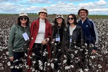 Alunos do curso de Moda da UCS realizam viagem de estudos 