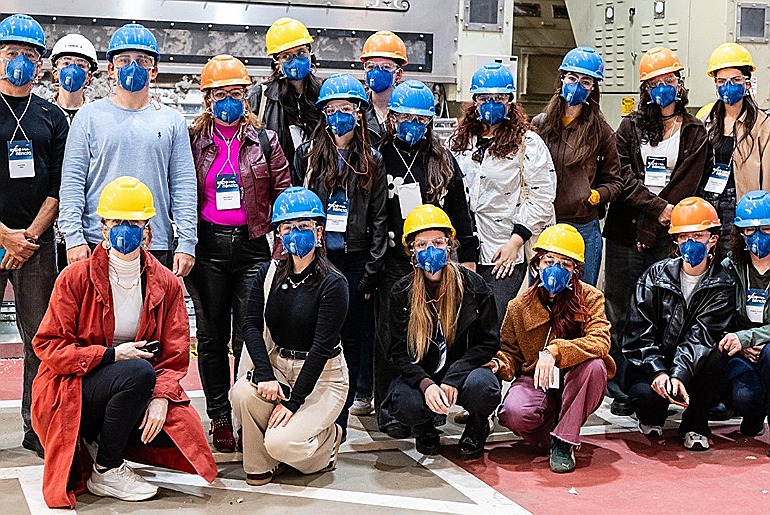 Alunos do curso de Moda da UCS realizam viagem de estudos 