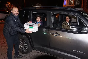  Projeto Mão Amiga promove sexta edição da Noite das Pizzas