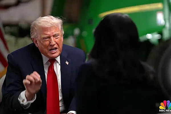 Foto do dia | Trump chama repórter da Tv NBC de imbecil