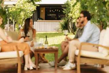 Vinhos Larentis celebra o Dia do Amigo com edição especial do Wine Day no Vale dos Vinhedos