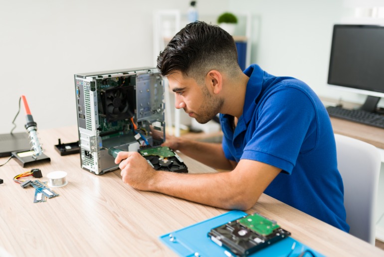 Da manutenção ao desenvolvimento de sistemas: Senac-RS oferece o curso Técnico em Informática