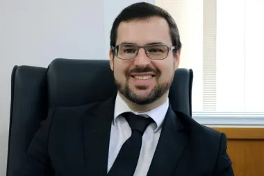 Mês do Orgulho PCD: a urgência de passarmos da caridade para o direito