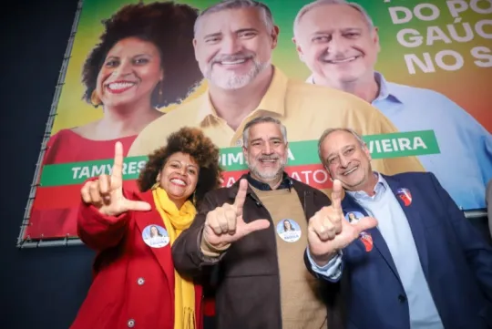 Frente Ampla apresenta Vieira da Cunha e Tamyres Filgueira como companheiros de Paulo Pimenta na disputa pelo Senado