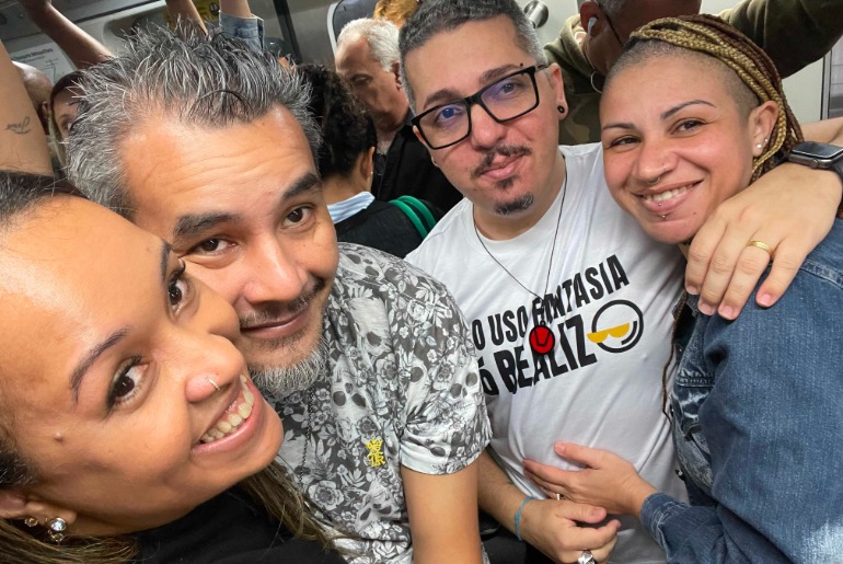 Dia do Amigo: casais mostram que o swing pode gerar vínculos de amizades duradouras