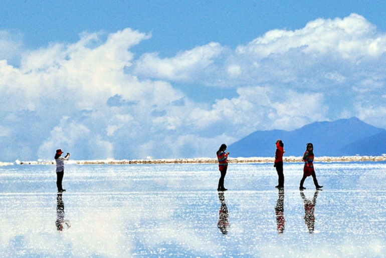 Dia do Amigo: 3 Destinos na América Latina para uma viagem inesquecível entre amigos