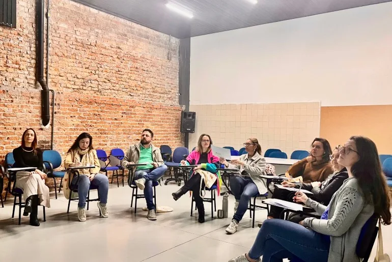 SEMMAS realiza etapa de escolha dos desenhos vencedores do Concurso Calendário Ecológico 2027
