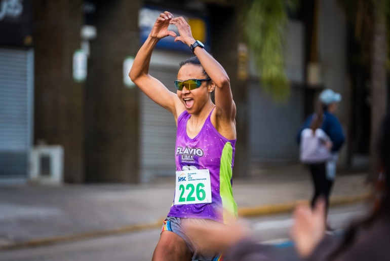 1ª Corrida da Nevasca une esporte e comércio em estreia de sucesso em Caxias do Sul
