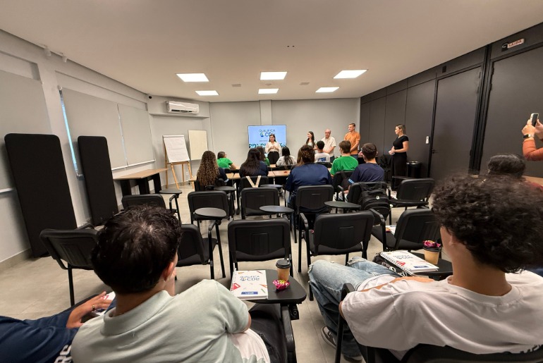 CDL Sapiranga realiza formatura do projeto Qualifica