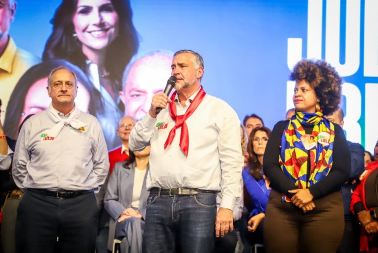 Convenção oficializa chapa da Coligação Com o Povo e confirma Paulo Pimenta como candidato ao Senado