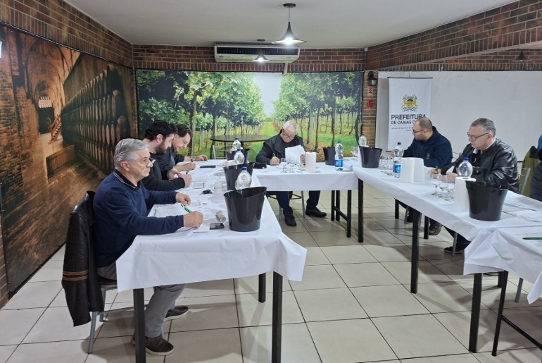 Concurso Melhores Vinhos 2026: começa avaliação das 487 amostras inscritas