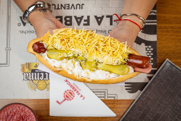La Fabbrica Juventus, de Caxias do Sul, realiza tradicional Mês do Cachorro Louco em agosto