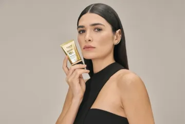 A base N°1 de vendas evoluiu: Make B. Hyaluronic está de volta com uma fórmula ainda mais poderosa