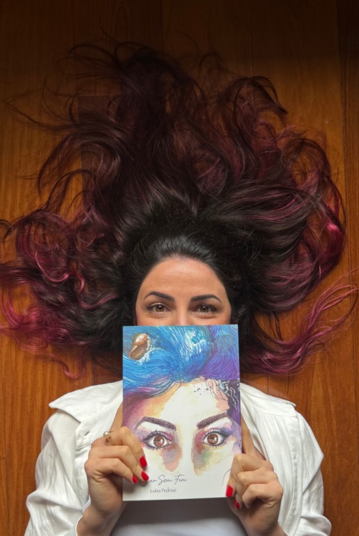 Luísa Fedrizzi transforma a experiência feminina em poesia no seu livro de estreia, “Eu, Mar Sem Fim”