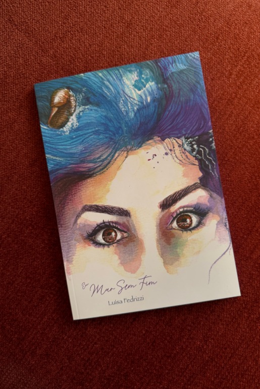 Luísa Fedrizzi transforma a experiência feminina em poesia no seu livro de estreia, “Eu, Mar Sem Fim”