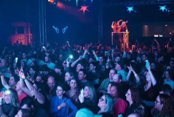 Salão Schmitt Remember acontece neste sábado e promete uma nova viagem aos tempos de ouro dos bailes