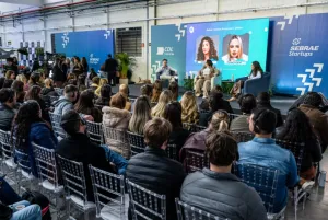 Palco CDL Sapiranga & Sebrae abre Summit com foco em vendas, carreira e inovação