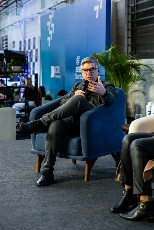 Palco CDL Sapiranga & Sebrae abre Summit com foco em vendas, carreira e inovação