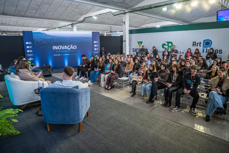 Palco CDL Sapiranga & Sebrae abre Summit com foco em vendas, carreira e inovação