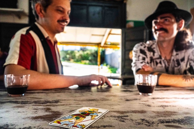 Carta do Louco prepara EP e aposta em gravação ao vivo para preservar a essência da música brasileira