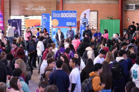 UCS Talk orienta jovens sobre profissões e futuro acadêmico