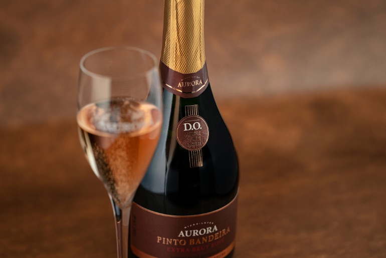 Espumante da Vinícola Aurora é eleito o melhor Extra Brut do Brasil em concurso internacional