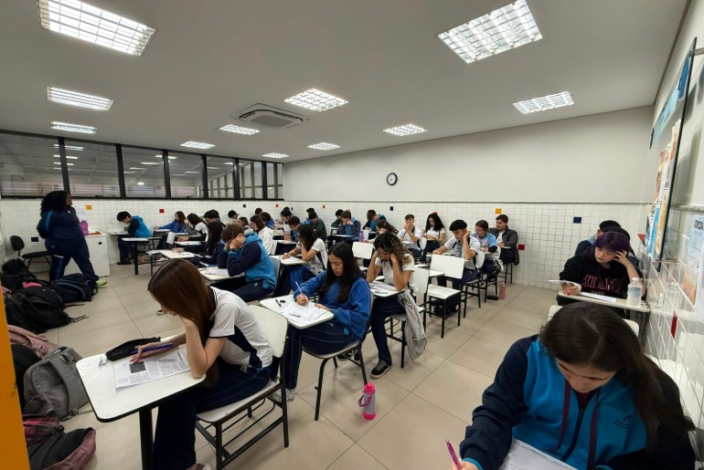 Obras obrigatórias escritas por mulheres ampliam repertório literário e mudam a preparação dos estudantes para a Fuvest